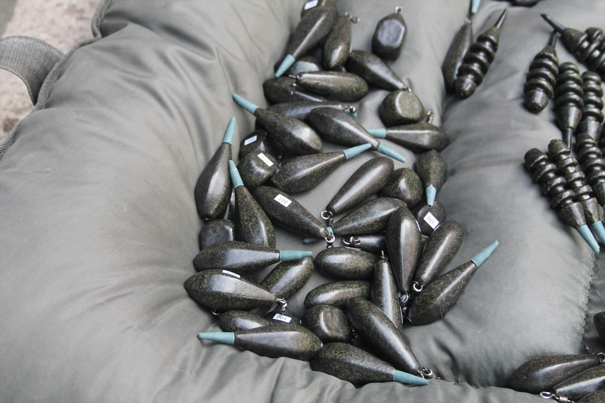 PLUMBI Carp Fishing Leads - anda-0891.JPG